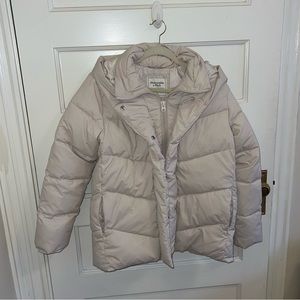 NWT Abercrombie & Fitch Women’s Puffer Jacket